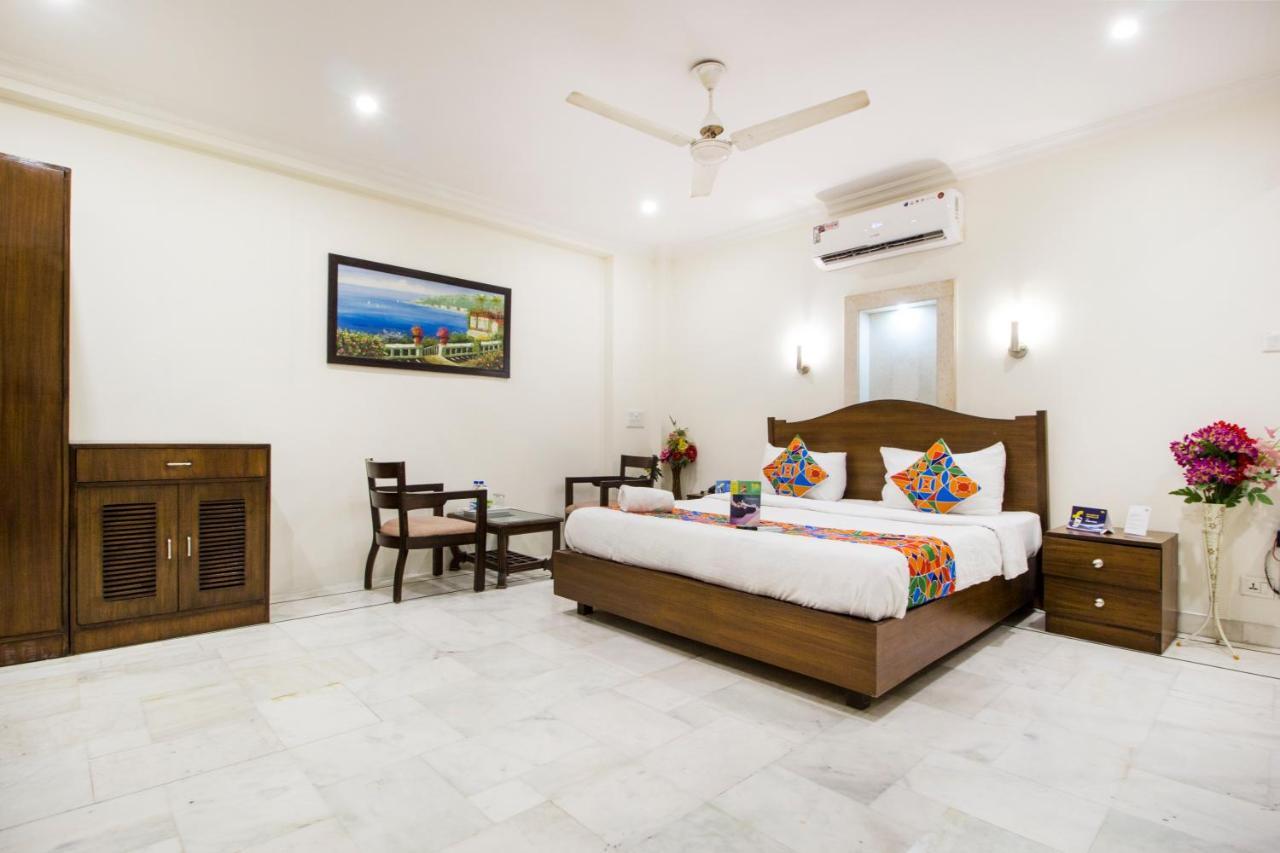 Fabhotel Namaste Bnb & Service Apartments Vasant Vihar Nueva Delhi Exterior foto